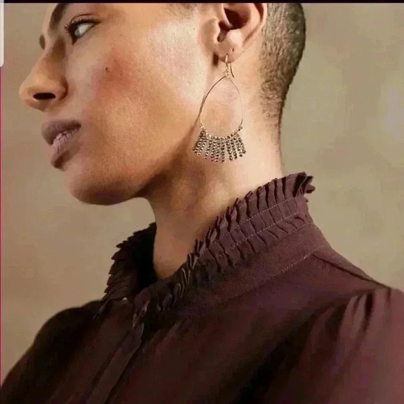 Banana Republic Chiffon Pleated Blouse - Picture 4 of 12